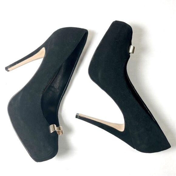 Dolce Vita Black Suede Pumps with Gold Bow - Picture 2 of 6